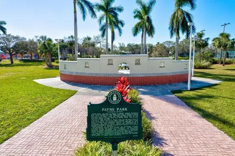 Sarasota FL 34237