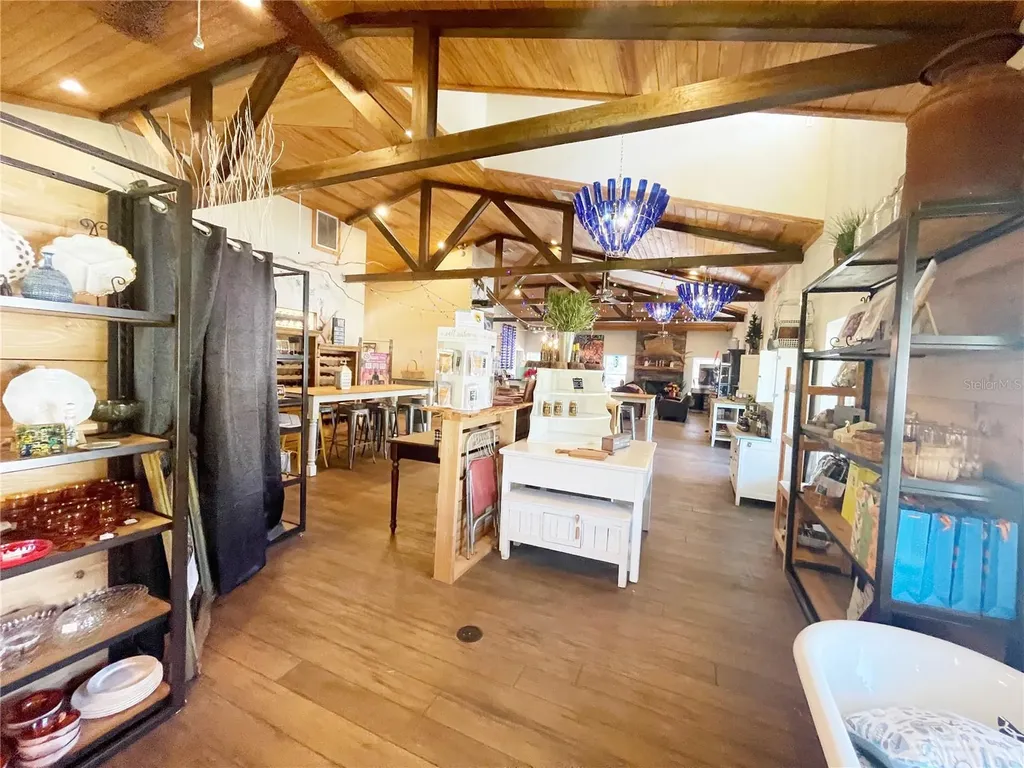 21848 S County Road 325 Hawthorne FL 32640