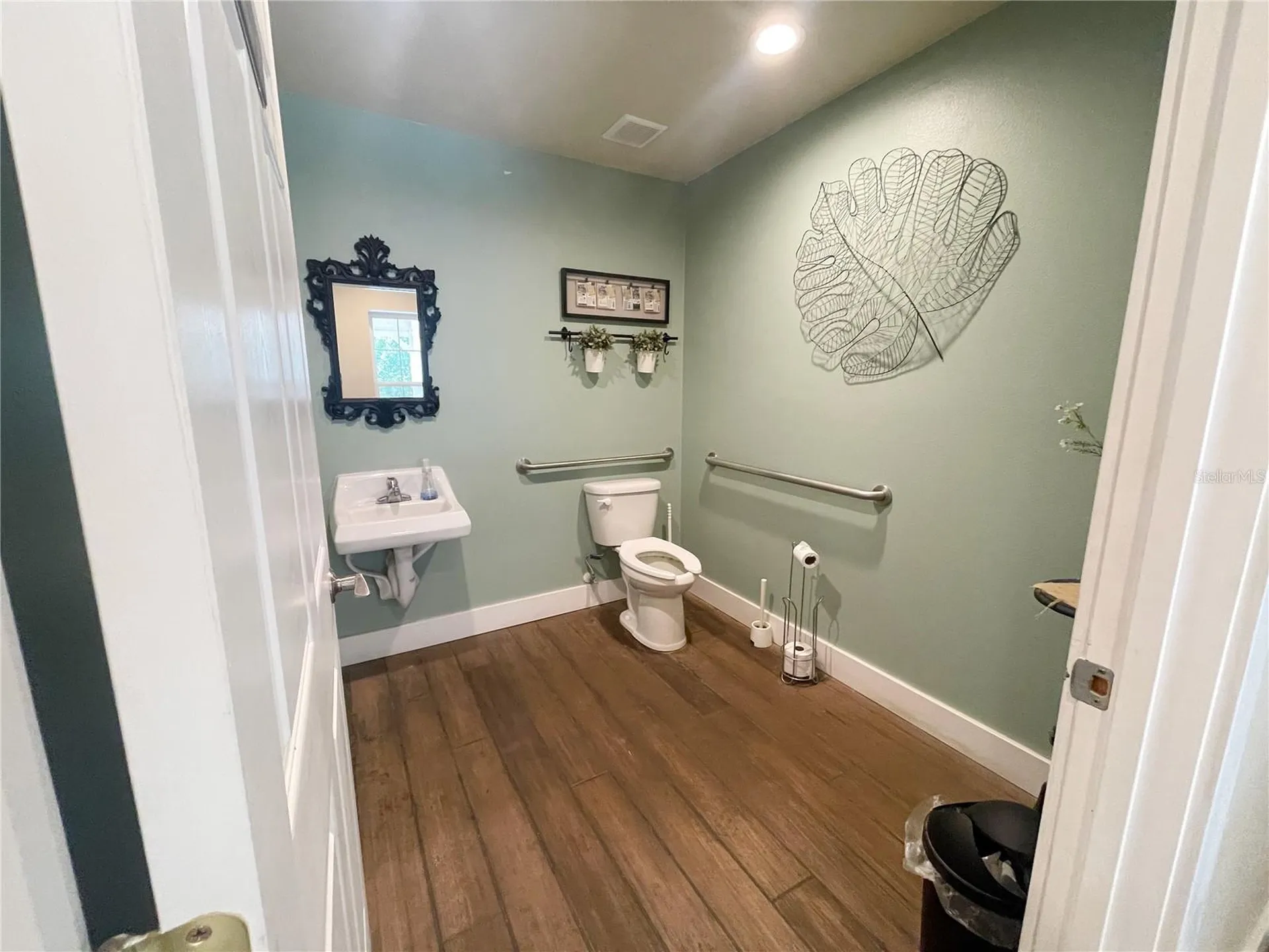 21848 S County Road 325 Hawthorne FL 32640