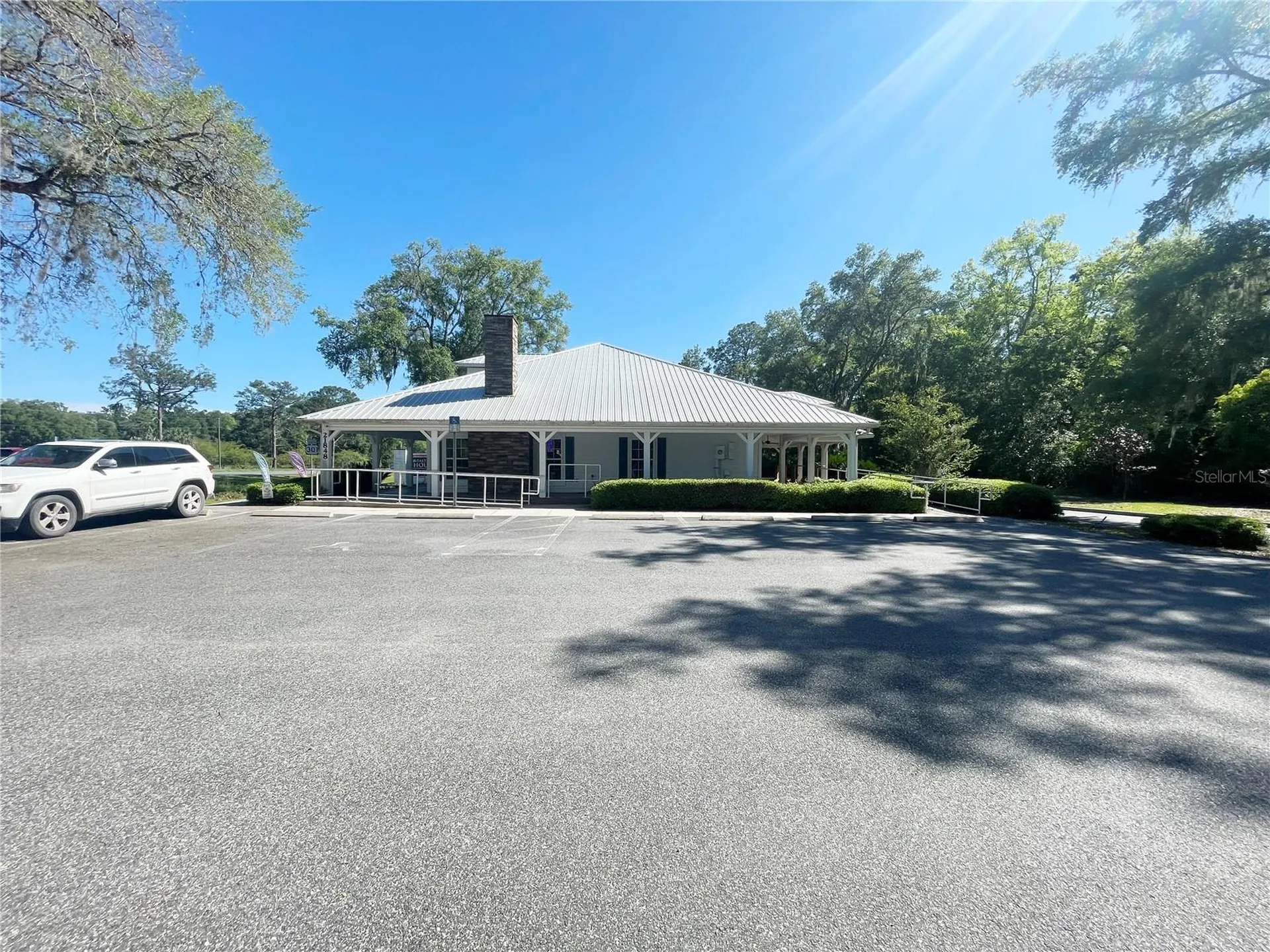 21848 S County Road 325 Hawthorne FL 32640