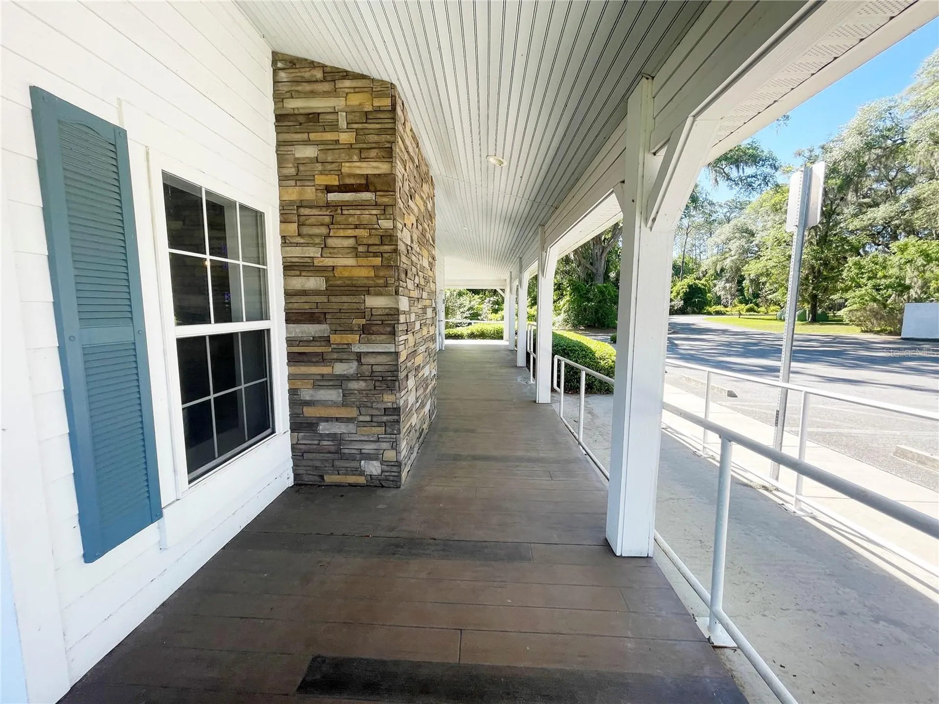 21848 S County Road 325 Hawthorne FL 32640