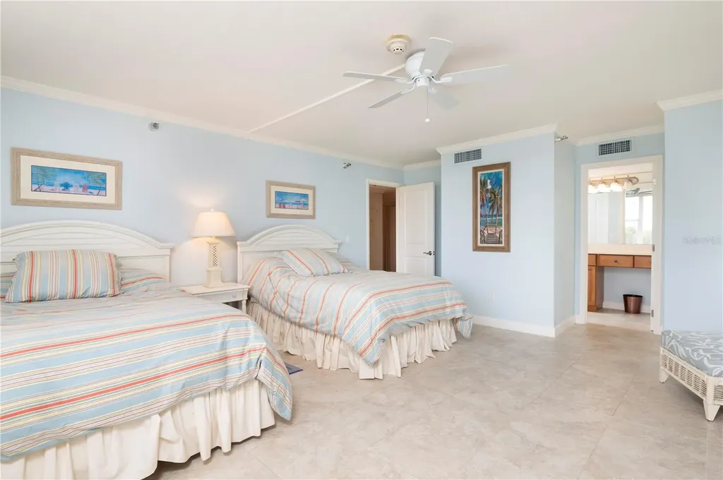 2675 Gulf Of Mexico Drive Longboat Key FL 34228