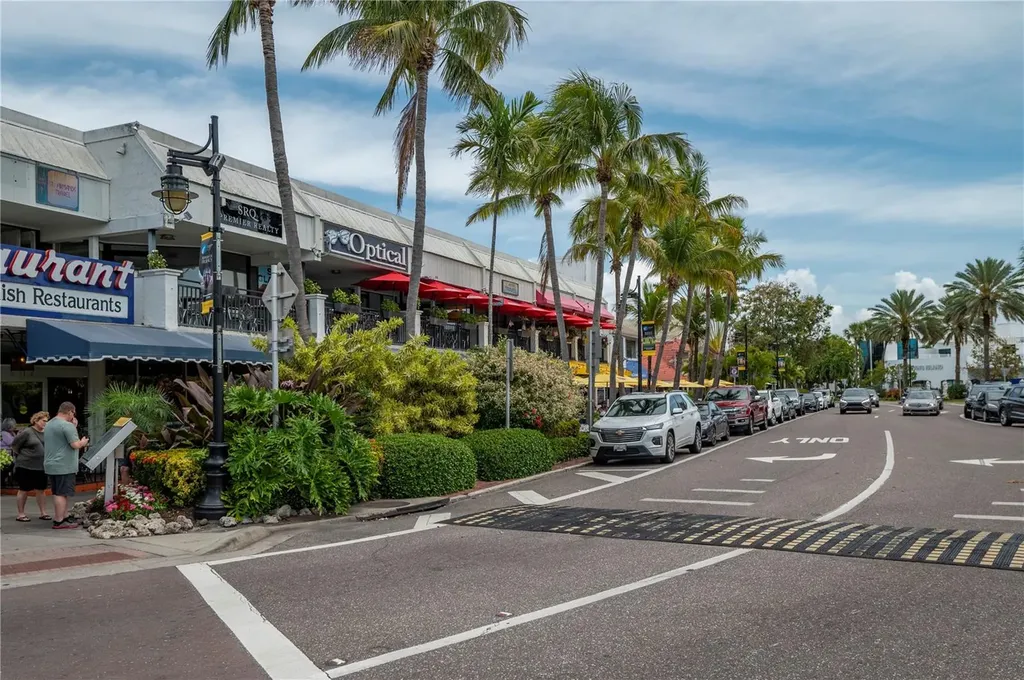 2675 Gulf Of Mexico Drive Longboat Key FL 34228