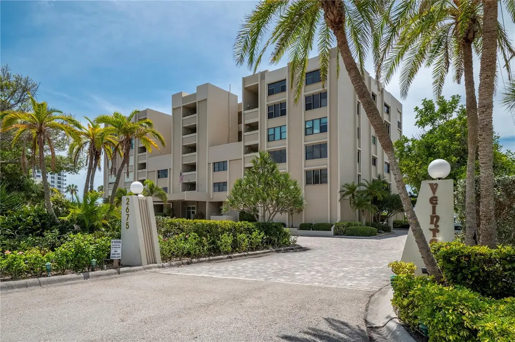 2675 Gulf Of Mexico Drive Longboat Key FL 34228