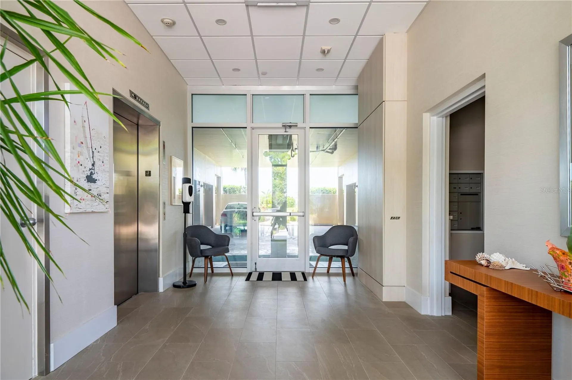 2675 Gulf Of Mexico Drive Longboat Key FL 34228