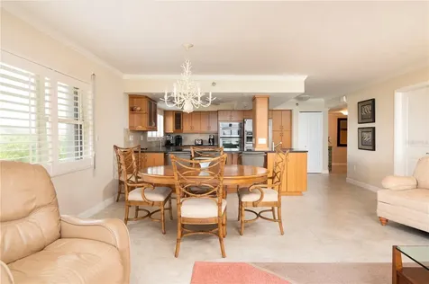 2675 Gulf Of Mexico Drive Longboat Key FL 34228