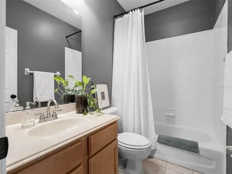 9828 Cypress Pine Street Orlando FL 32827