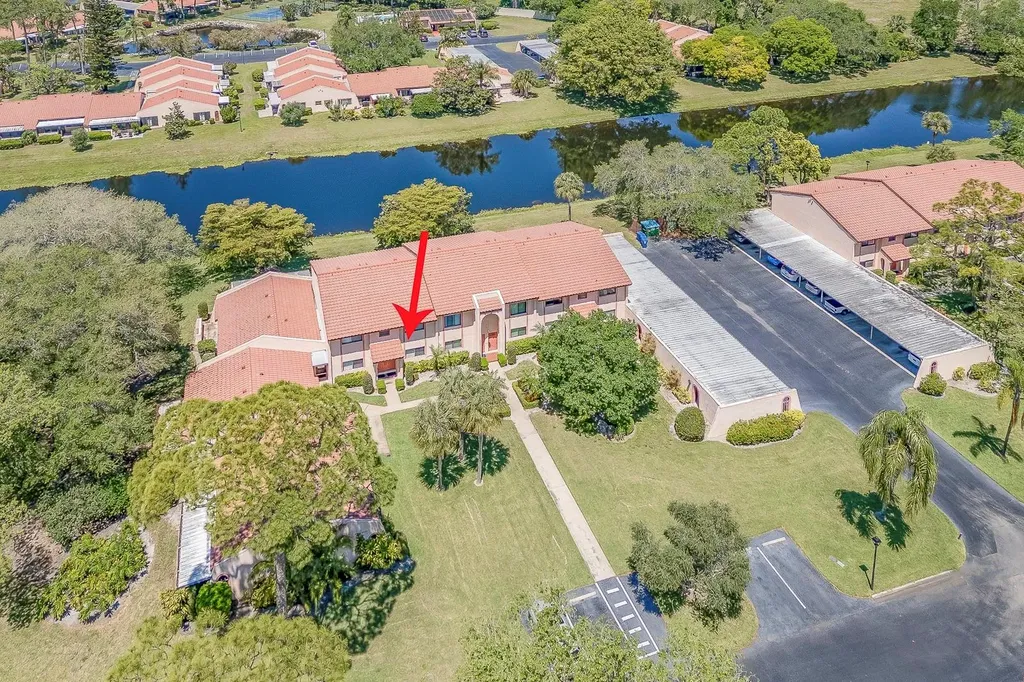 9543 86th Avenue Seminole FL 33777