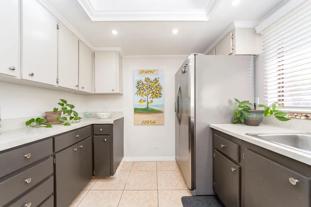 9543 86th Avenue Seminole FL 33777