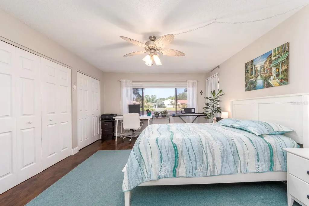 9543 86th Avenue Seminole FL 33777
