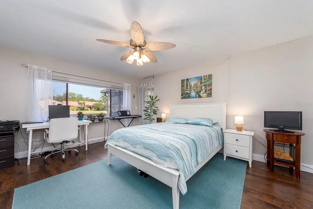 9543 86th Avenue Seminole FL 33777