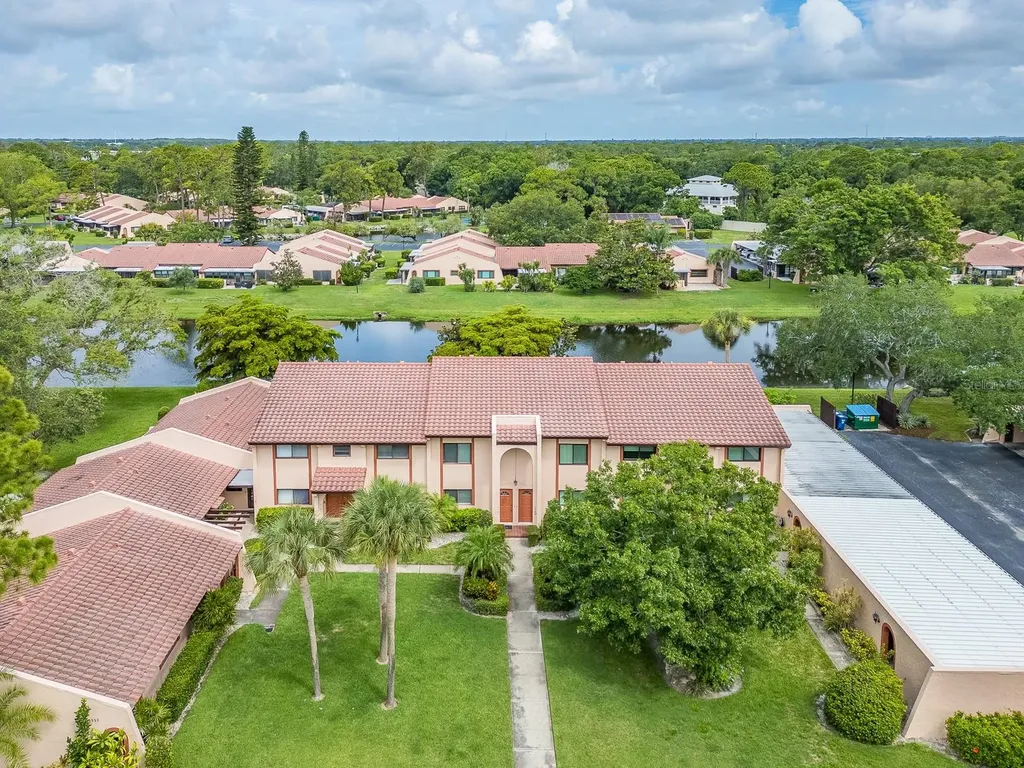 9543 86th Avenue Seminole FL 33777