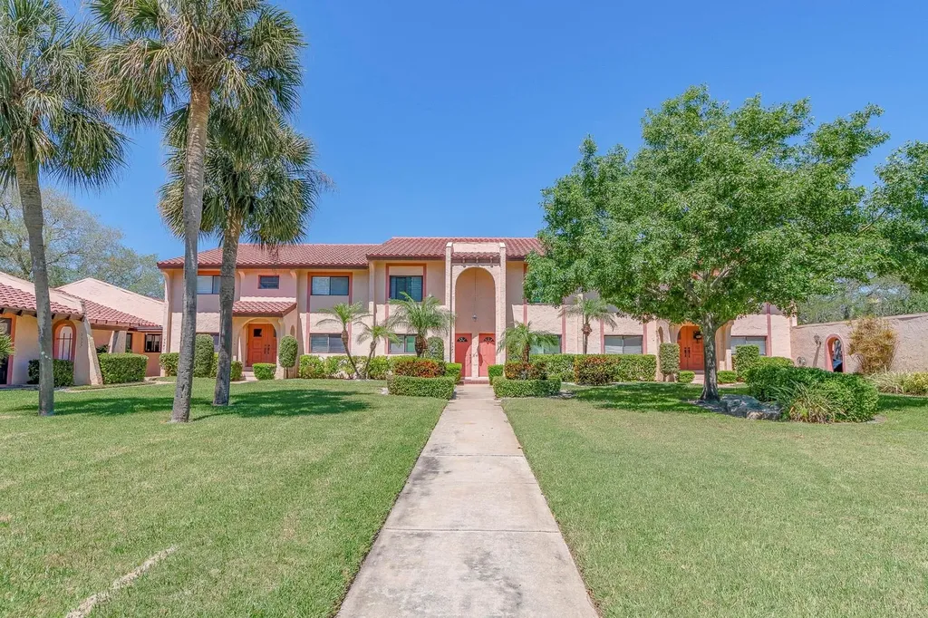 9543 86th Avenue Seminole FL 33777