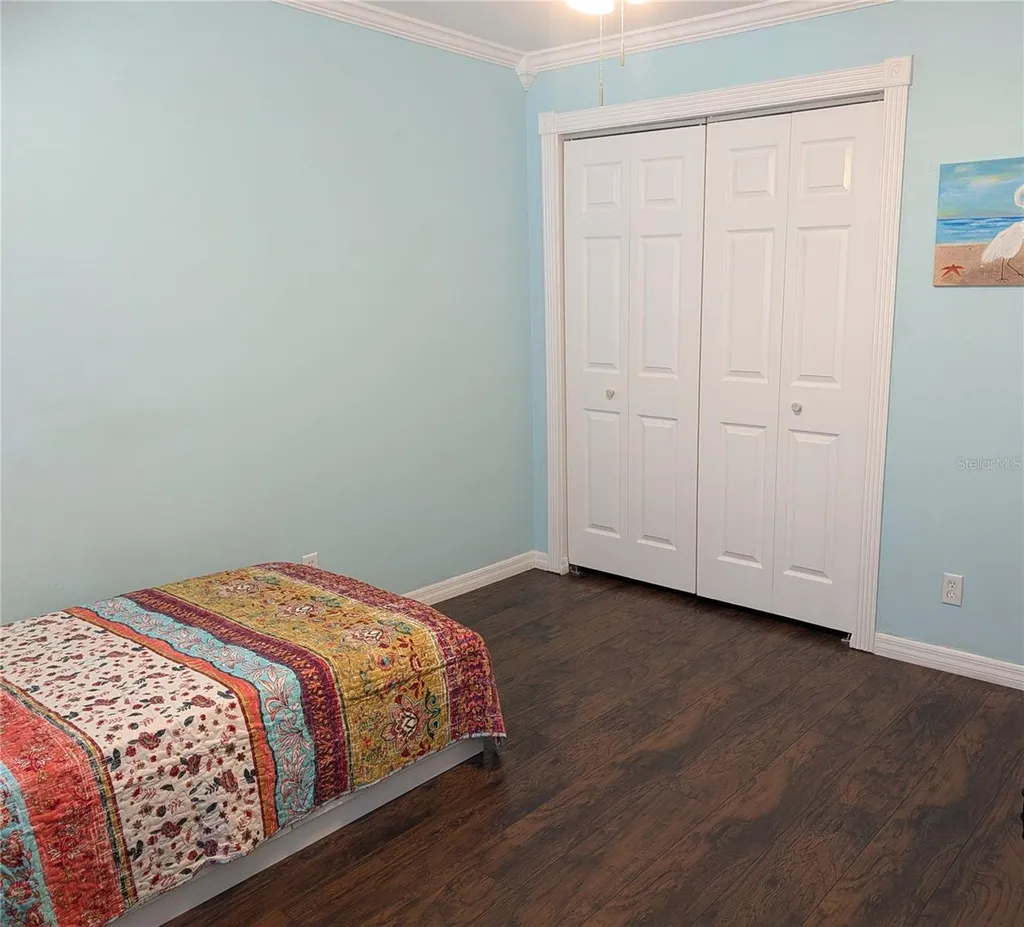 9543 86th Avenue Seminole FL 33777