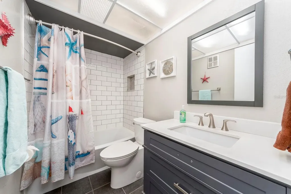 9543 86th Avenue Seminole FL 33777