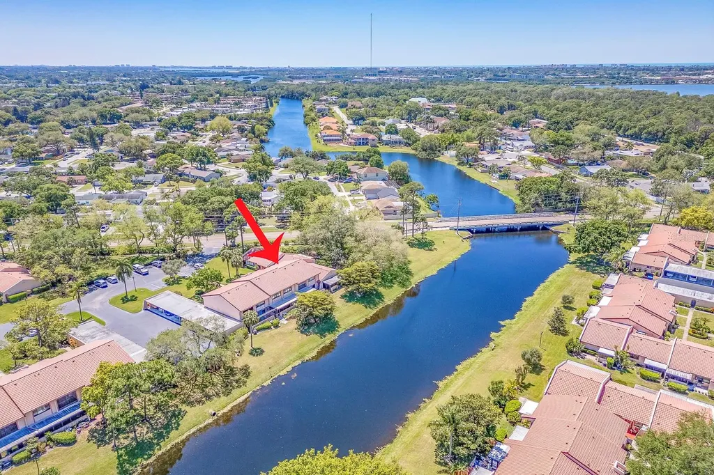 9543 86th Avenue Seminole FL 33777