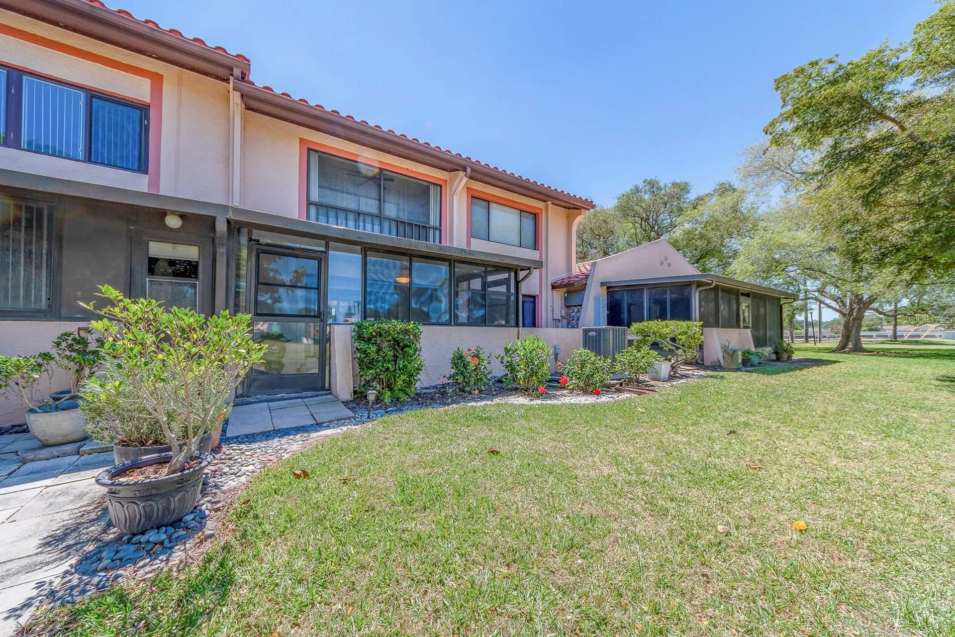 9543 86th Avenue Seminole FL 33777