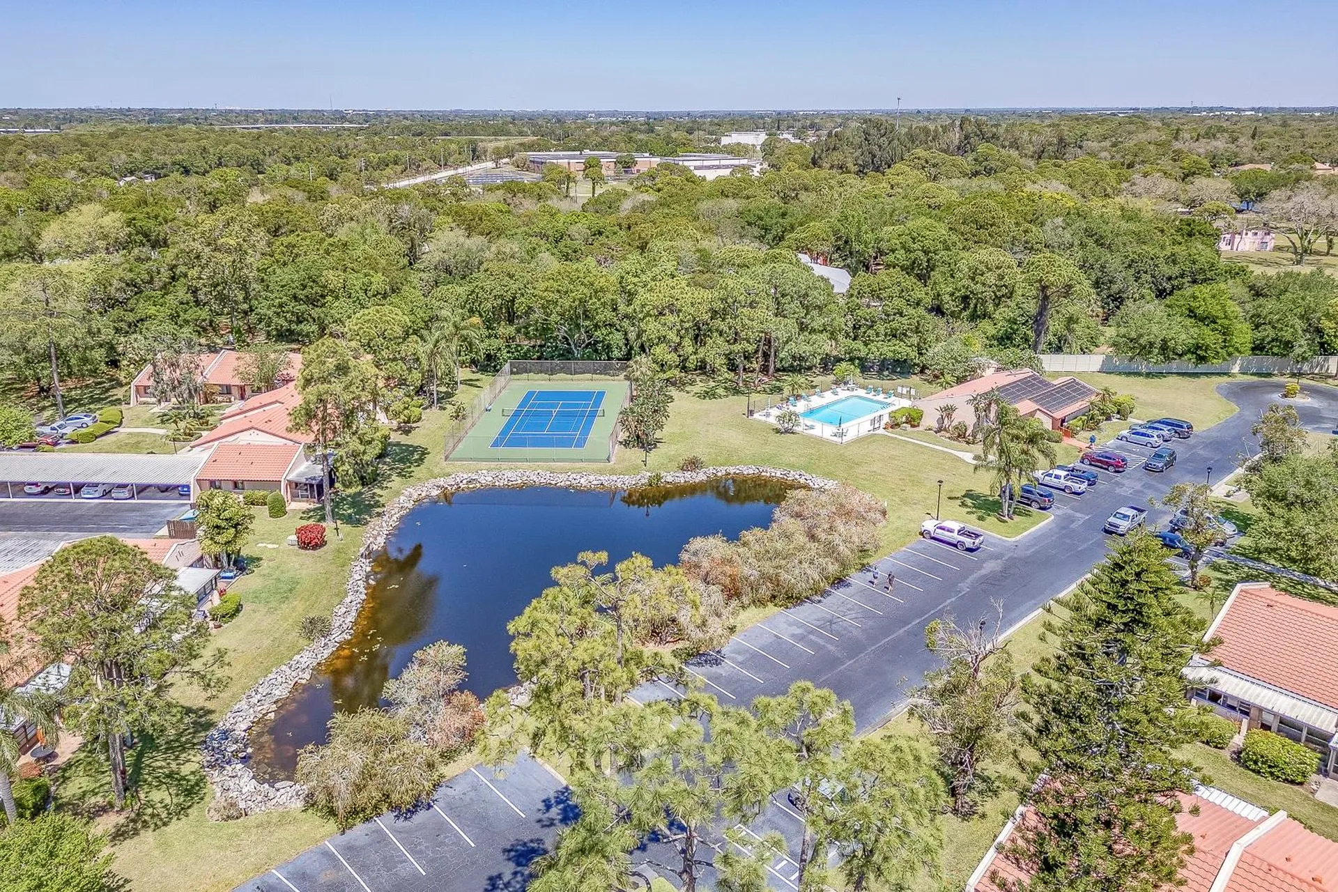 9543 86th Avenue Seminole FL 33777
