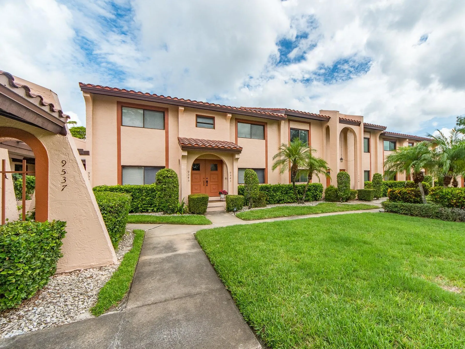 9543 86th Avenue Seminole FL 33777