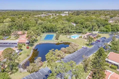 9543 86th Avenue Seminole FL 33777