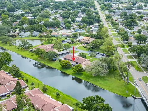 9543 86th Avenue Seminole FL 33777