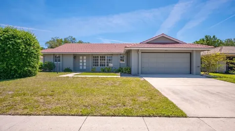 7425 Curtiss Avenue Sarasota FL 34231