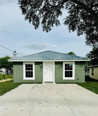 136 E Street Lake Wales FL 33853