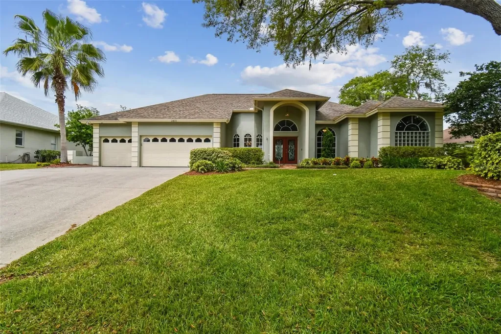 2407 Clubhouse Drive Plant City FL 33566