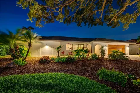 1969 Illinois Avenue NE St Petersburg FL 33703