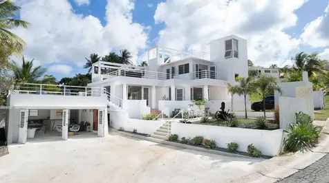 296 Bravos De Boston Vieques PR 00765