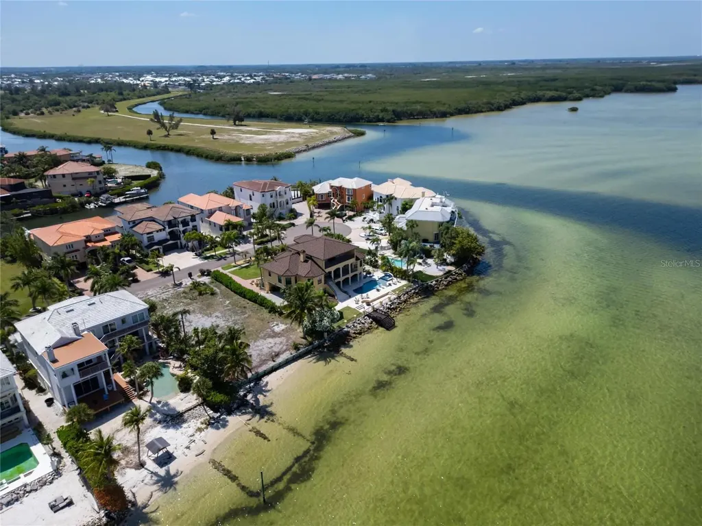 1013 Symphony Isles Boulevard Apollo Beach FL 33572