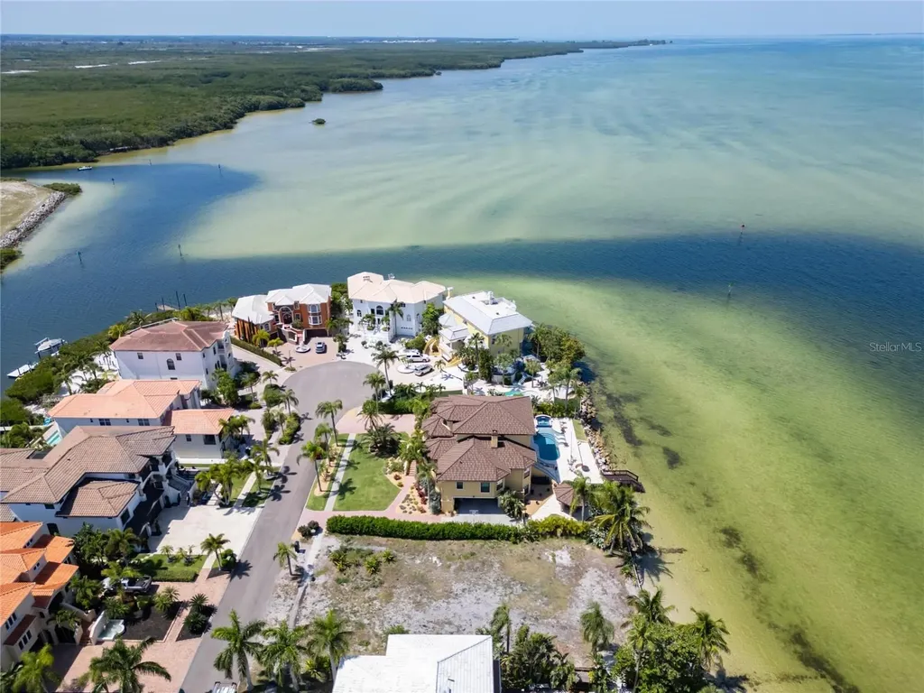 1013 Symphony Isles Boulevard Apollo Beach FL 33572