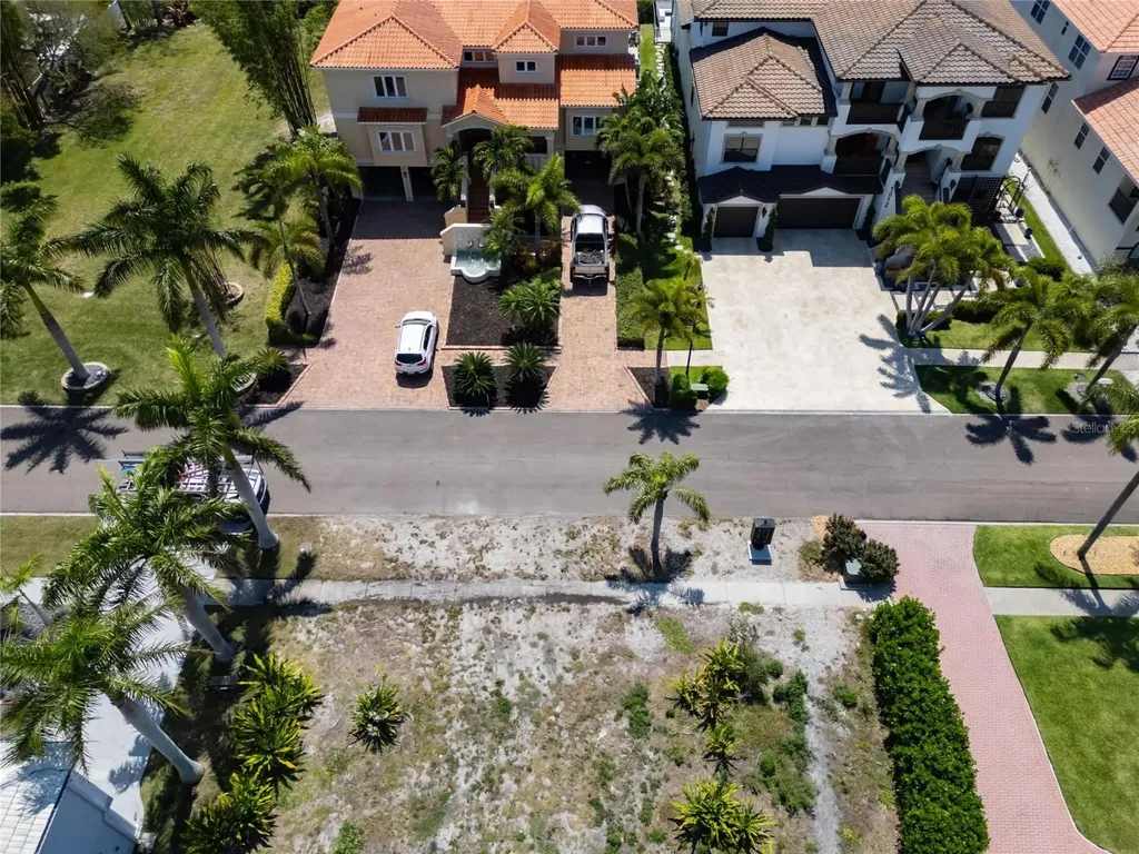 1013 Symphony Isles Boulevard Apollo Beach FL 33572