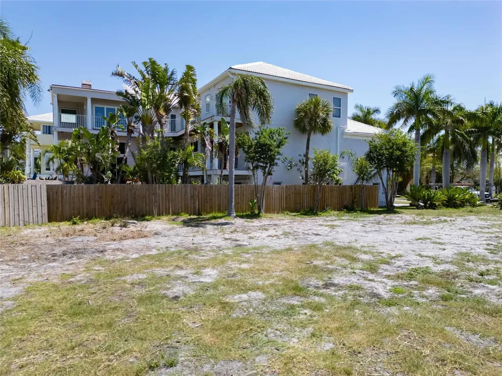 1013 Symphony Isles Boulevard Apollo Beach FL 33572