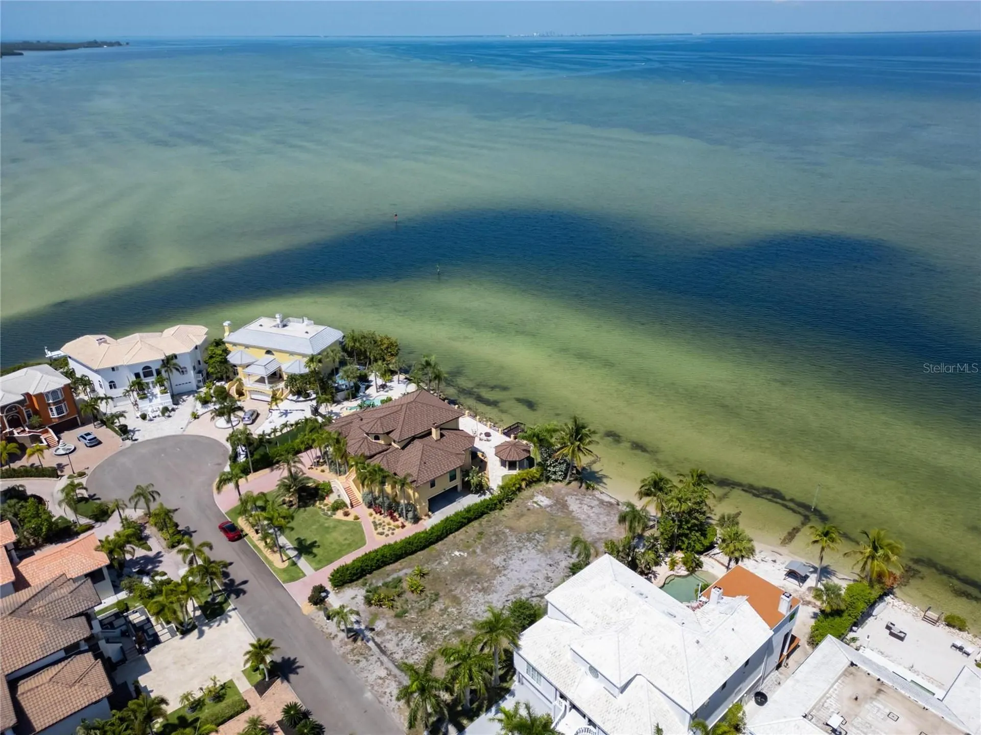 1013 Symphony Isles Boulevard Apollo Beach FL 33572