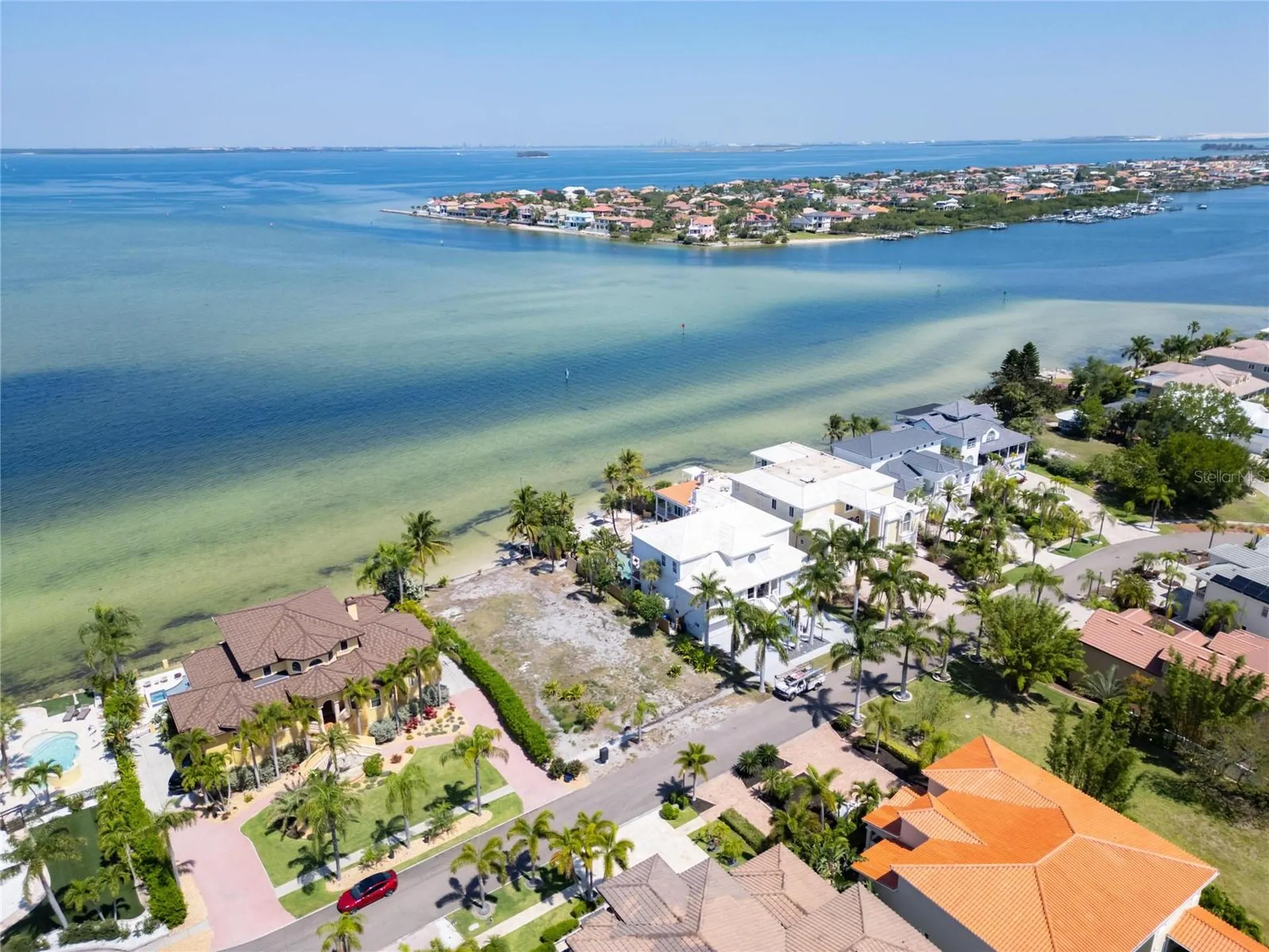 1013 Symphony Isles Boulevard Apollo Beach FL 33572