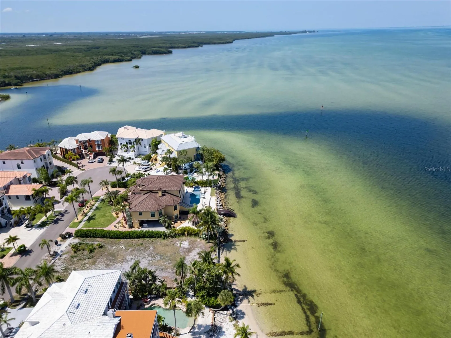 1013 Symphony Isles Boulevard Apollo Beach FL 33572