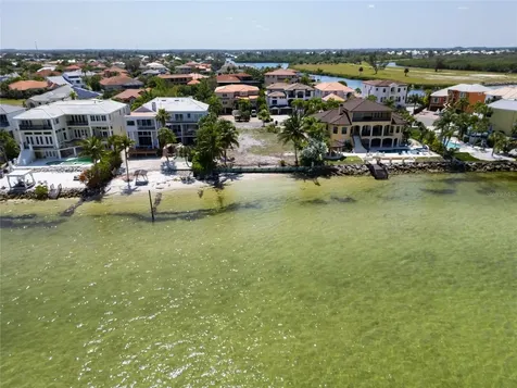 1013 Symphony Isles Boulevard Apollo Beach FL 33572