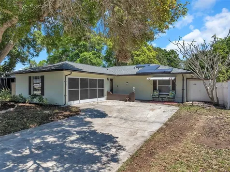 5741 Dunfries Street N St Petersburg FL 33709