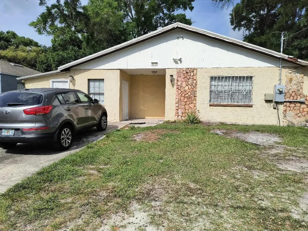5318 N Mendenhall Drive Tampa FL 33603