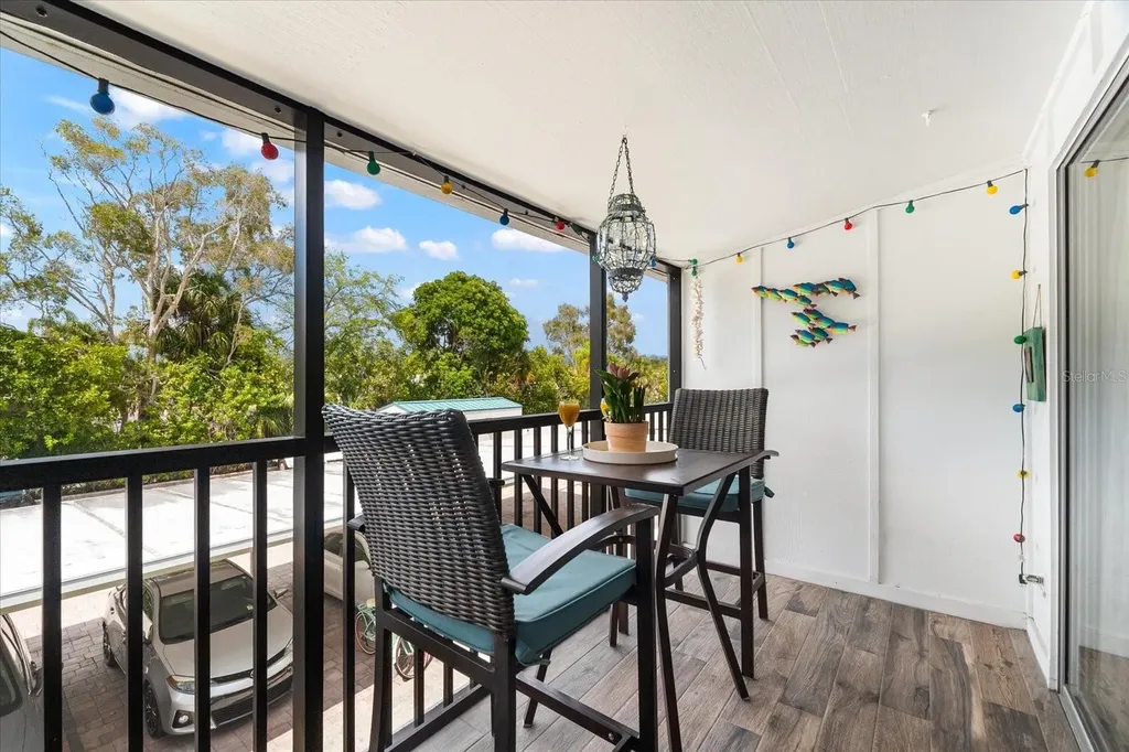 5641 Midnight Pass Road Sarasota FL 34242