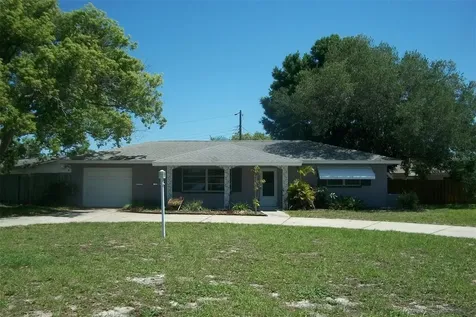 8805 110th Lane Seminole FL 33772