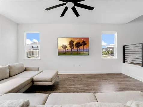4350 Silver Creek Street Kissimmee FL 34744