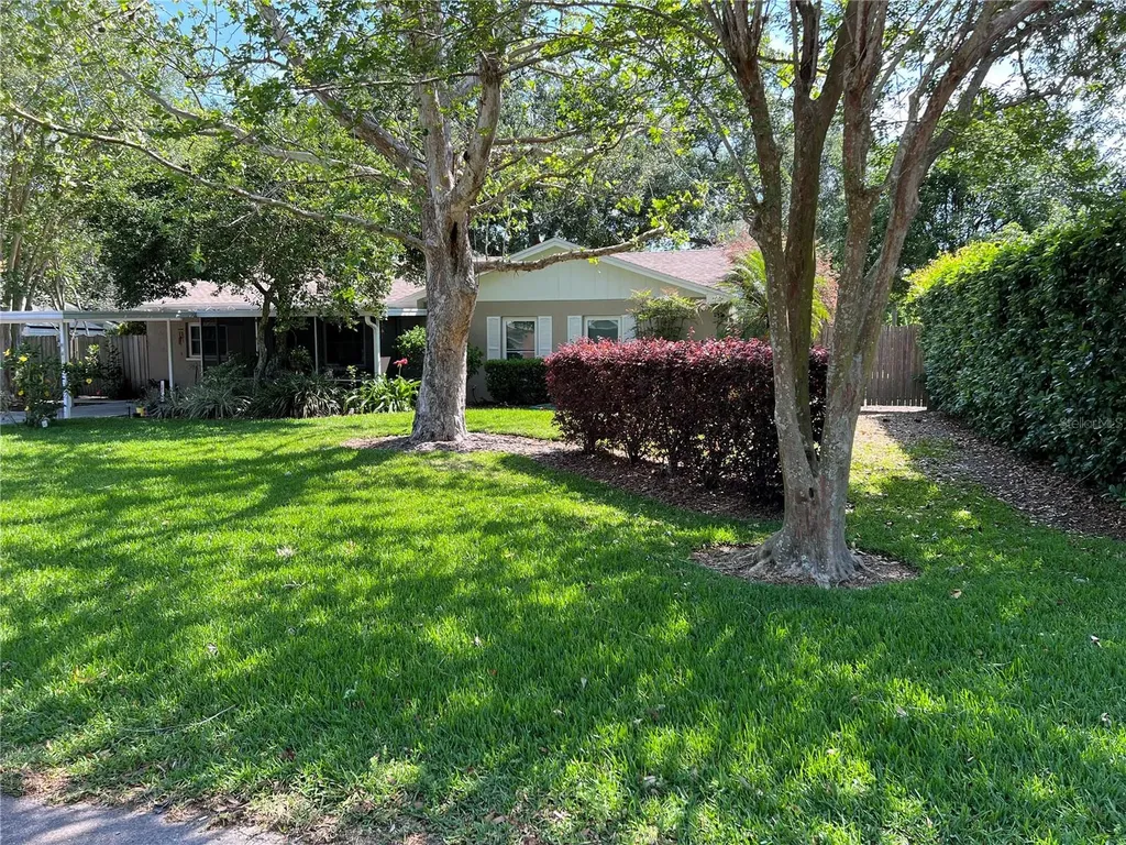 6118 Crews Lake Road Lakeland FL 33812