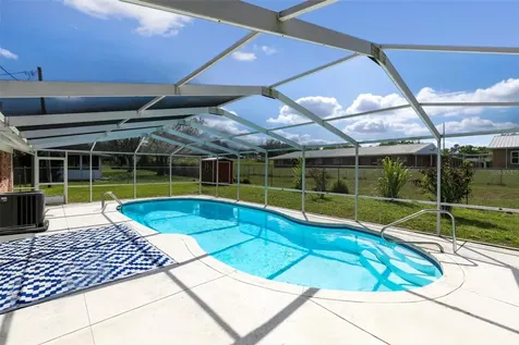 806 Lake Villa Way Haines City FL 33844