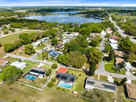 806 Lake Villa Way Haines City FL 33844