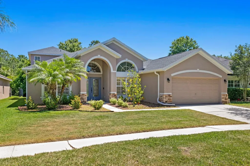 19207 Cinnamon Ridge Way Tampa FL 33647
