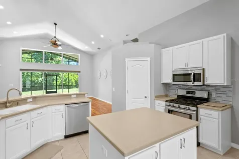 19207 Cinnamon Ridge Way Tampa FL 33647