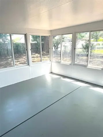 4535 W Henry Avenue Tampa FL 33614