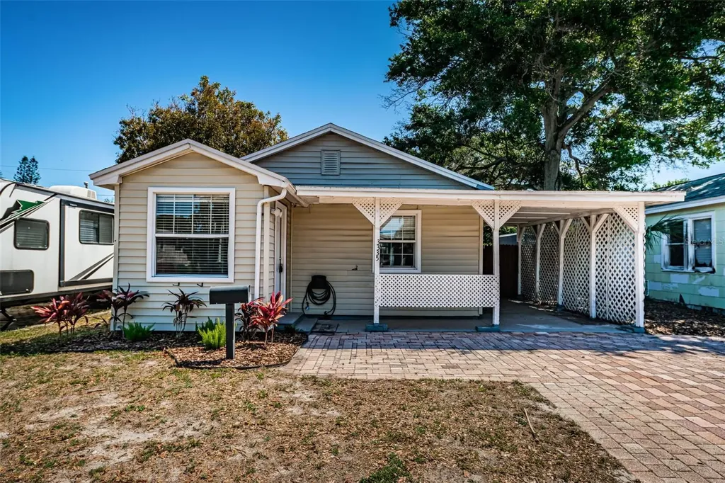 3335 Tarlton Street N St Petersburg FL 33713